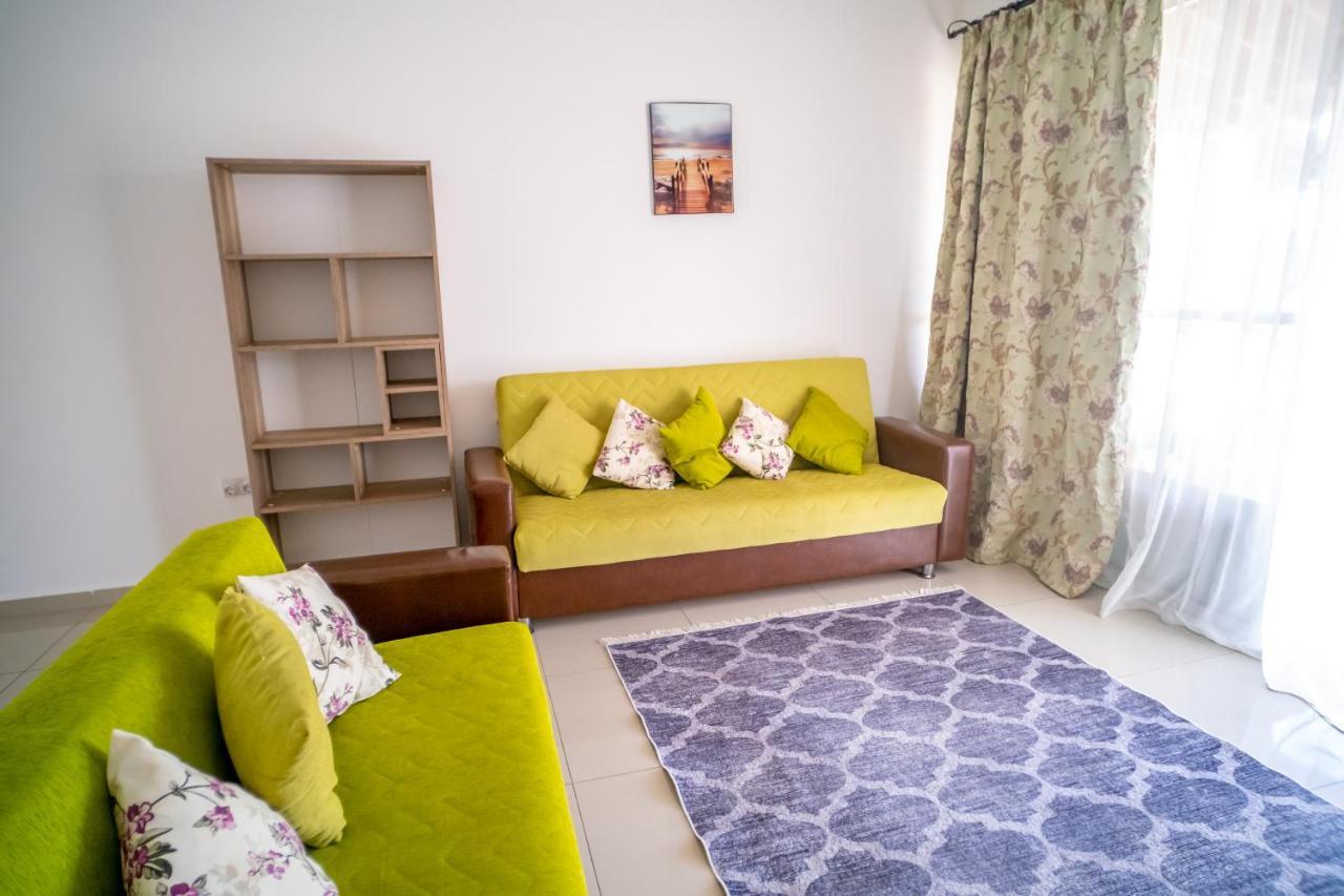 Spacious Three-Bedroom Apartment With Sea View A3 Kyrenia  Ngoại thất bức ảnh